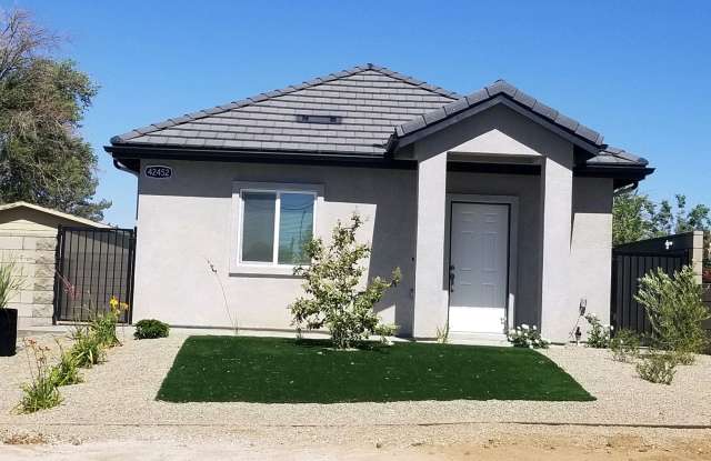 GORGEOUS BRAND NEW 2 BEDROOM 2 BATH QUARTZ HILL HOME FOR RENT