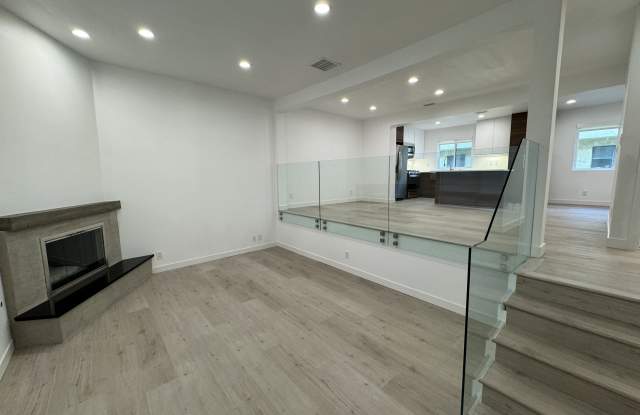 Photo of 431 North Alhambra Avenue