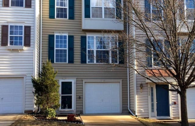 43406 NOTTINGHAM SQUARE - 43406 Nottingham Square, Ashburn, VA 20147