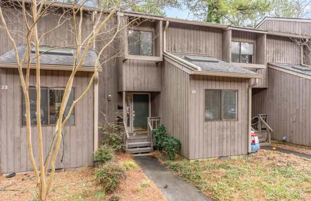 Photo of 25 Bluff Trail