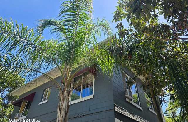 Photo of 7306 EARLWOOD AVENUE