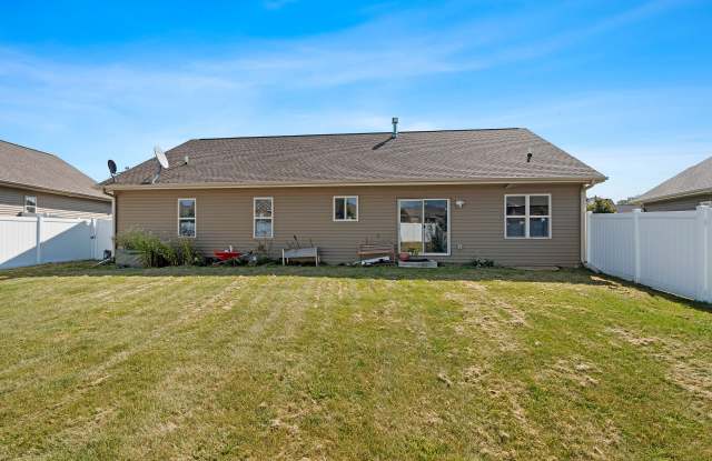 517 Pebblestone Circle