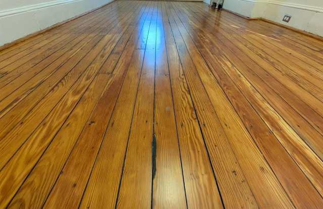 105 W 3RD Avenue unit: 2