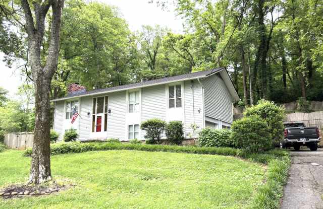 10412 Pinedale Dr - 10412 Pinedale Drive, Knox County, TN 37922