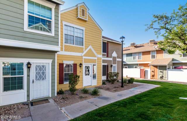 Nice 2 bedroom 2 bath!