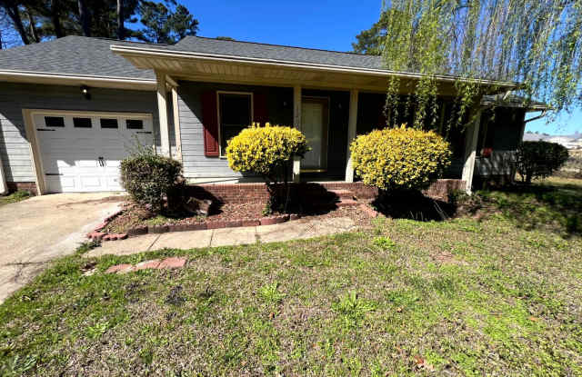 Photo of 1200 Bostian Drive ~ Arran Park **LAWN SERVICE INCLUDED**