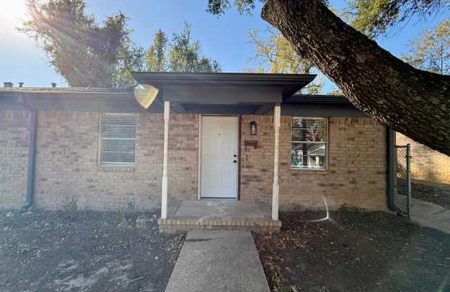 Photo of Newly Renovated Duplex for Rent!