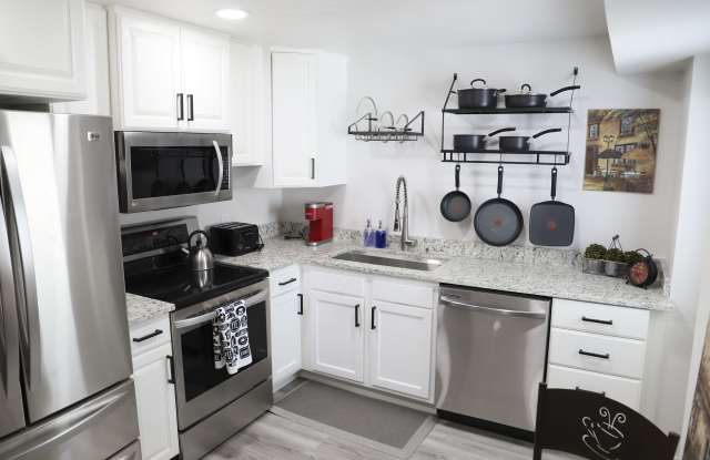 284 West 850 North Street #b