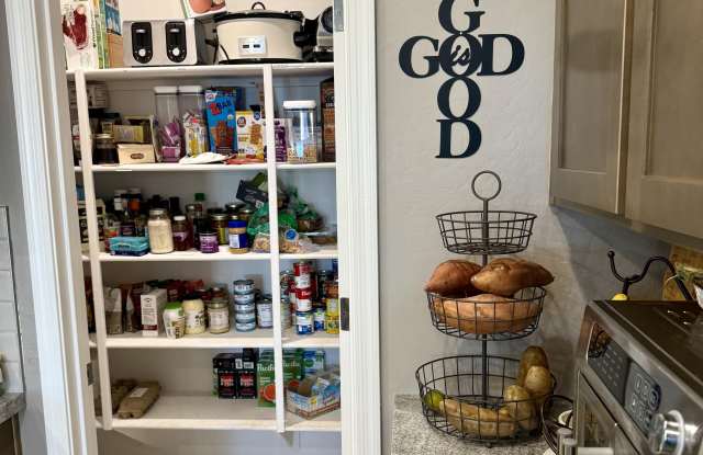 37752 N BRIDLEWOOD Lane