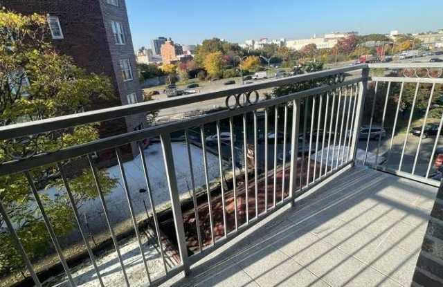 Photo of 8549 Eliot Ave