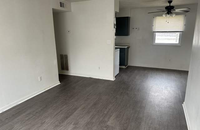 Photo of 10404 Greentree Lane - 2