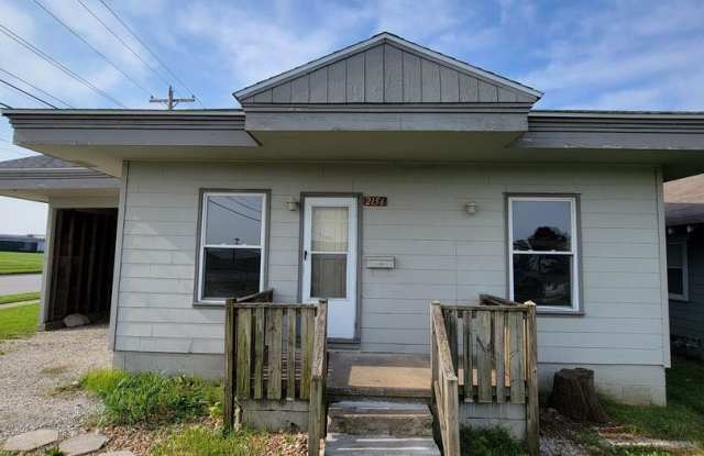 2156 E Cairo