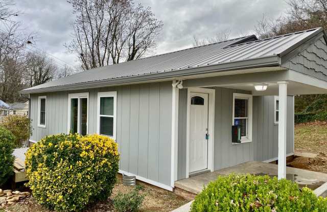 West AVL - Remodeled and Ready!