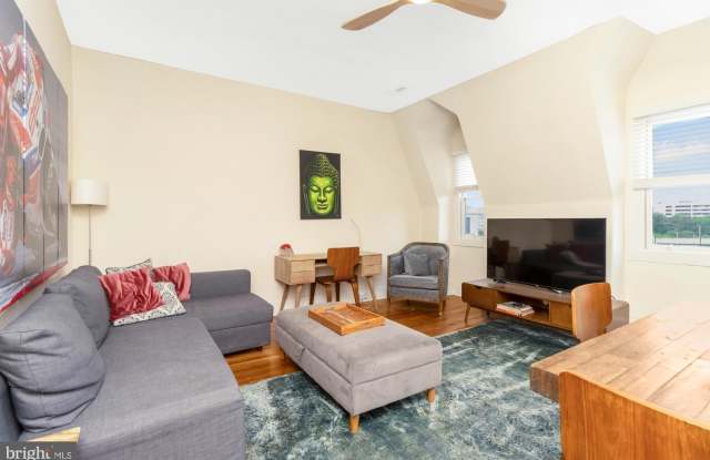 1625 SAINT PAUL STREET