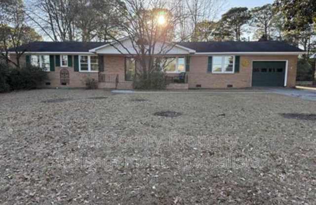 Photo of 108 Oak Ln.