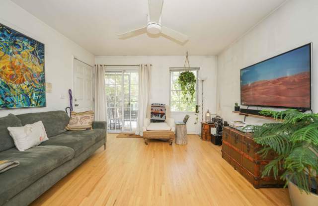 203 Halladay Street - 1