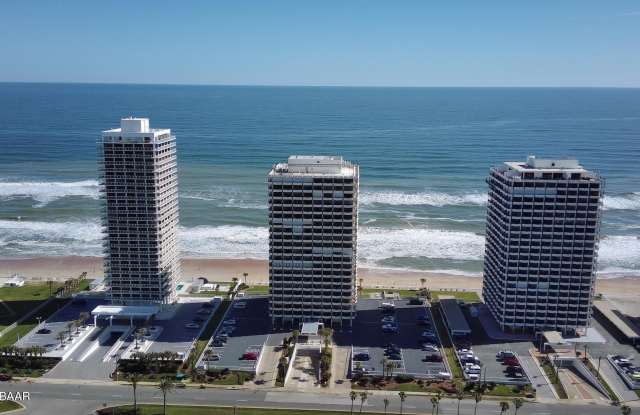2900 N Atlantic Avenue unit: 1805