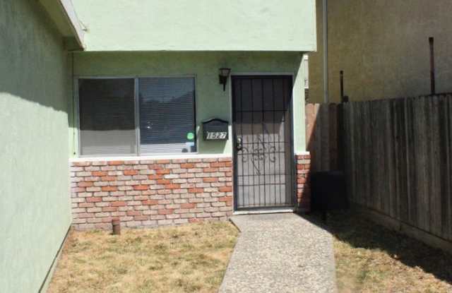 Three Bedroom, Two Bathroom House in San Pablo with 2 Car Garage