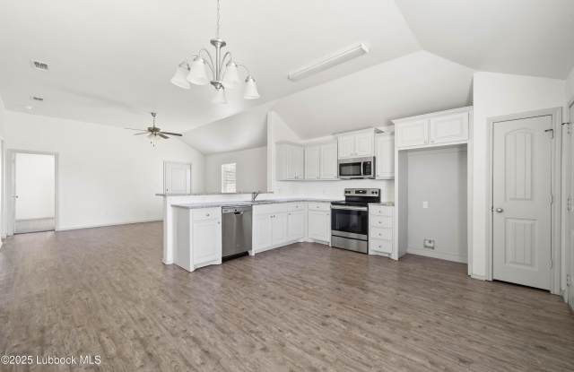 1212 Kingston Street