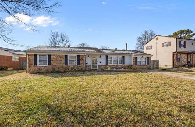3805 Colonial Parkway