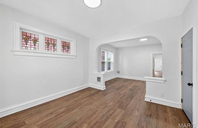 5803 S Kingshighway Boulevard