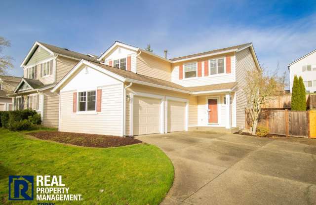 Photo of Charming 3-Bed, 2.5-Bath DuPont Home Near JBLM!