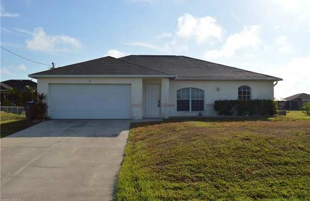 21 NW 29th PL - 21 Northwest 29th Place, Cape Coral, FL 33993