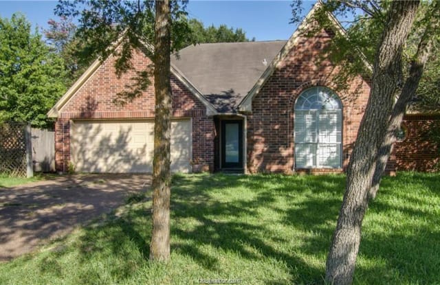 1300 Bayou Woods Drive - 1300 Bayou Woods Drive, College Station, TX 77840