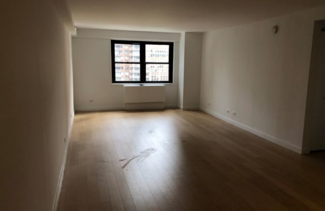 224 E 39th St - 224 East 39th Street, New York City, NY 10016