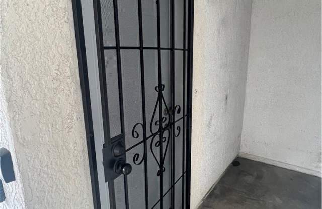 Photo of 1126 E Arcadia Court