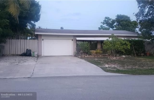 2510 NE 9th Ter - 2510 Northeast 9th Terrace, Pompano Beach, FL 33064