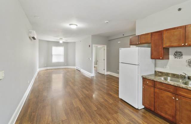 119 N Hickory Street