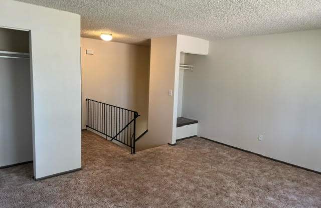 3130 E 36th AveApt #408