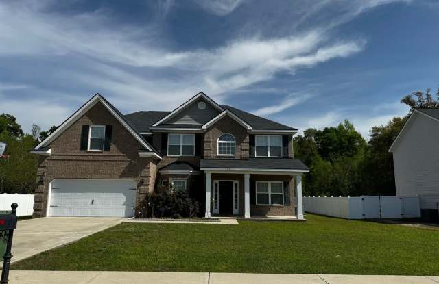 House - 949 Oak Crest Drive, Hinesville, GA 31313