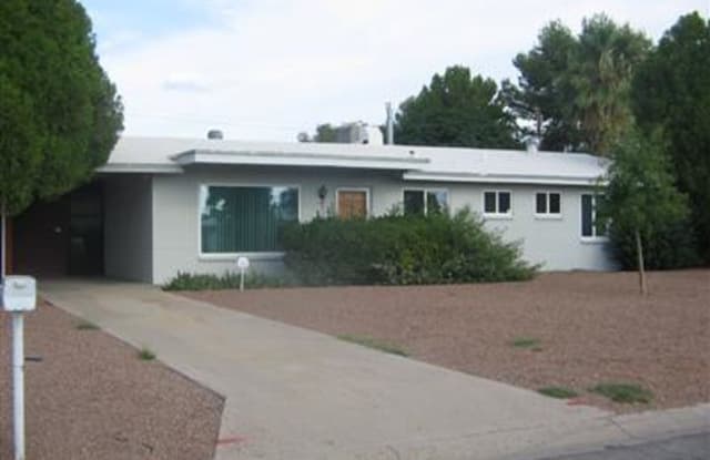 1361 S Edlin Avenue - 1361 South Edlin Avenue, Tucson, AZ 85711