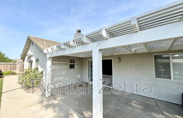 1290 East Donna Drive