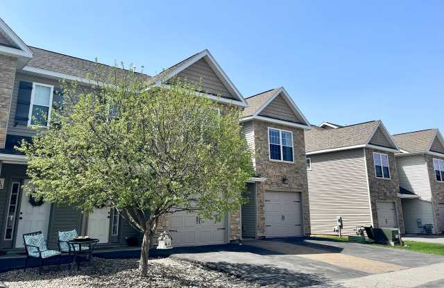 Photo of Ridgeview Townhomes and Apartments