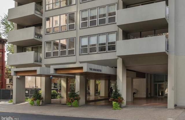 Photo of 224 W RITTENHOUSE SQUARE