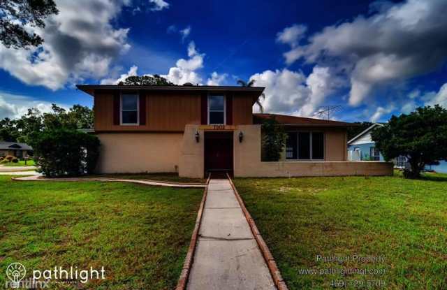7302 Barry Road UNIT