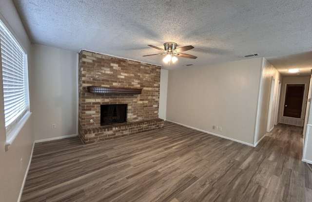 814 N Elkhart Avenue unit: A