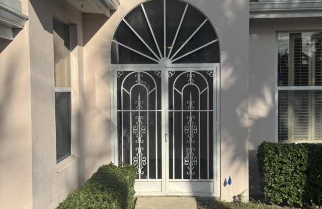 900 Bear Island Circle