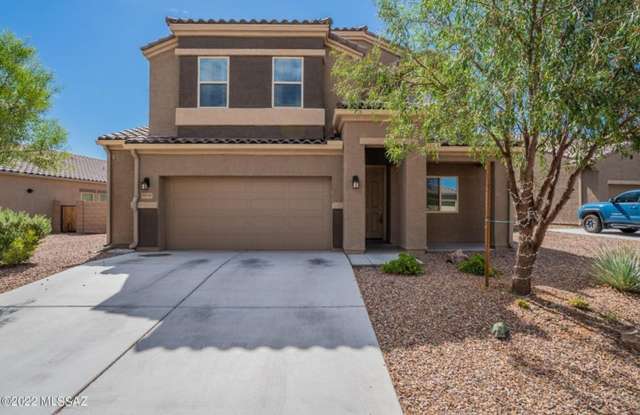 Spacious 5BR Marana Retreat in Saguaro Bloom | 2,587 SQFT  Covered Patio