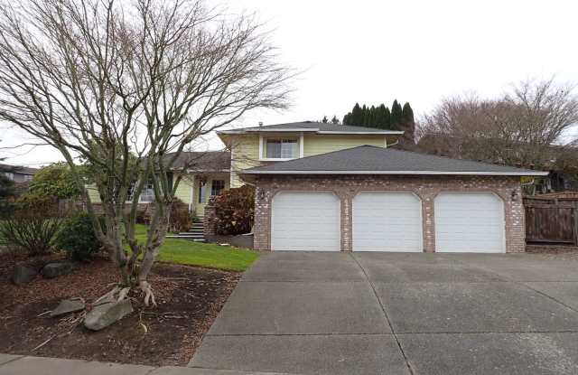 Large Puyallup/Souhhill Home