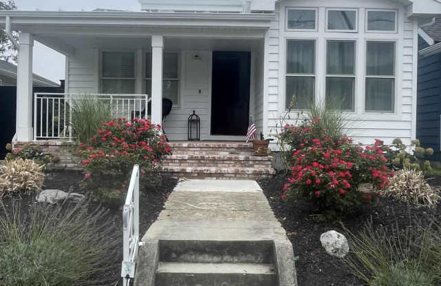 1808 B Street