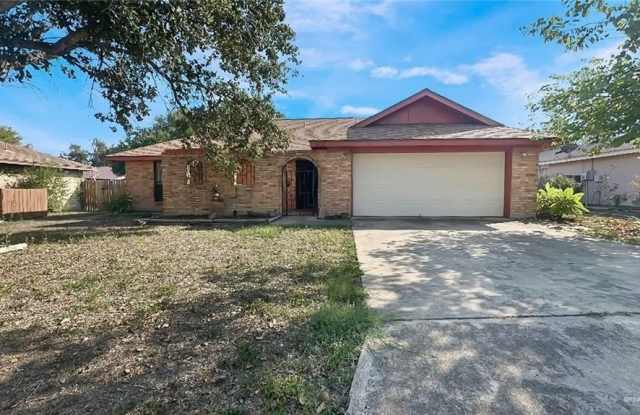 3021 Hummingbird Avenue