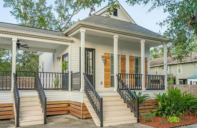 401 MARIGNY Avenue - 401 Marigny Avenue, Mandeville, LA 70448