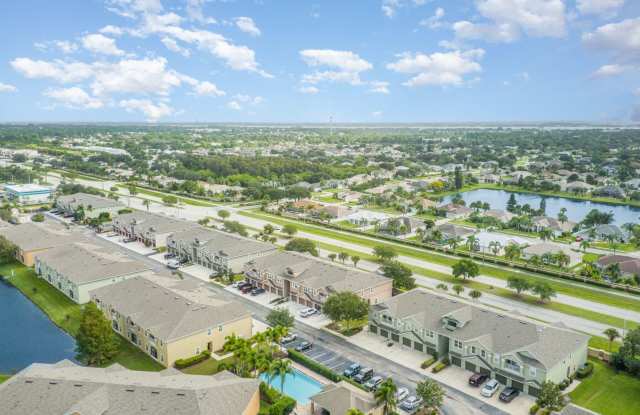 Photo of 4006 Meander Place unit: 201