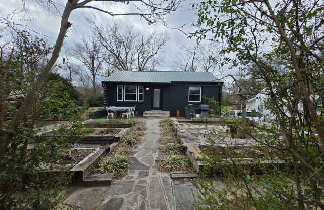 Charming 2BR with Walk-Out Basement, Fenced Yard  Flexible Murphy-Bed Office