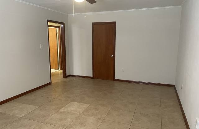 822 Gulf Drive