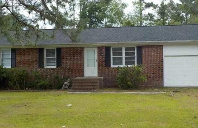 107 Queens Road - 107 Queens Road, Onslow County, NC 28539